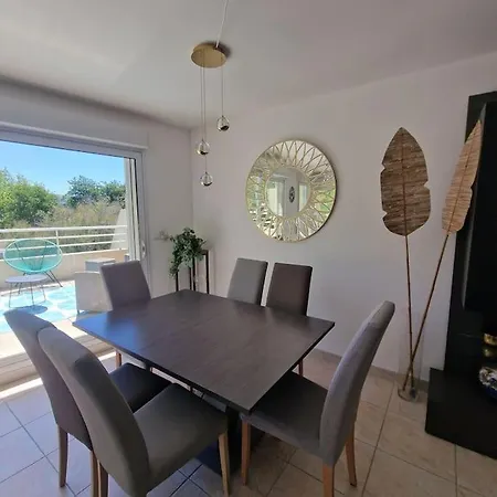Spacieux Et Elegant T3 En Bord De La Grande Motte